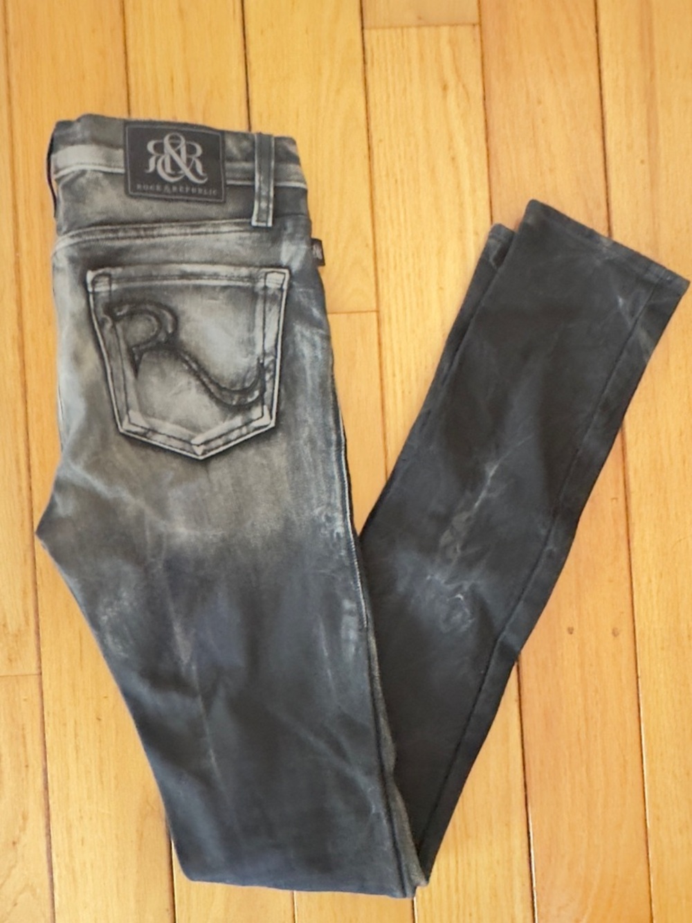 Rock & Republic Black Gray Washed Skinny Jeans
